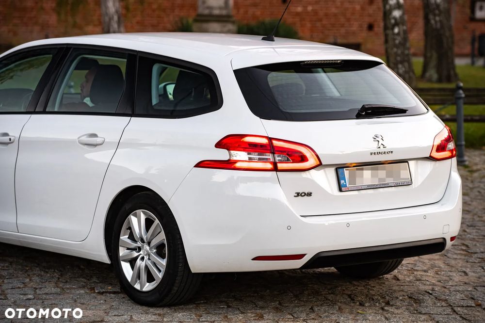 Peugeot 308 - 11