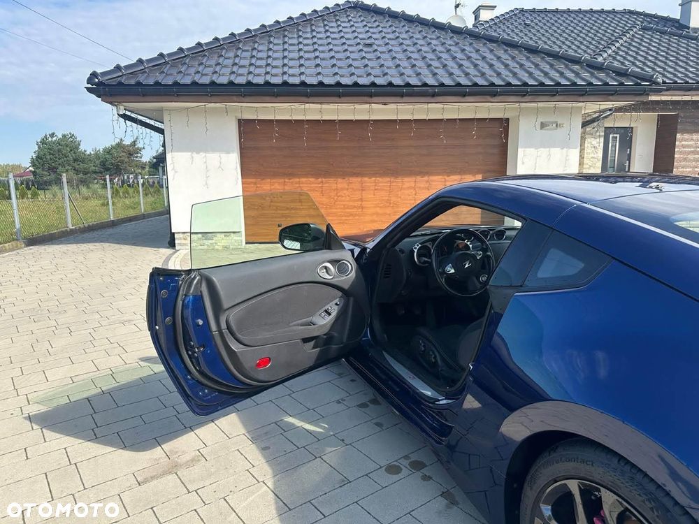 Nissan 370 Z Standard - 4