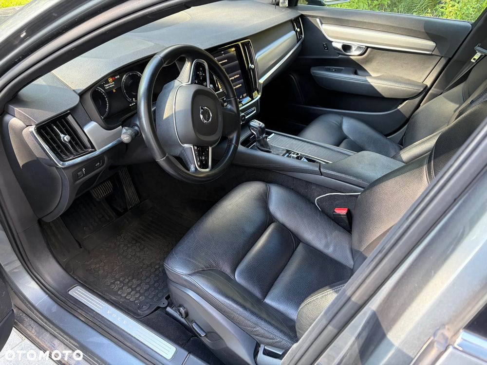 Volvo V90 D4 Momentum - 6