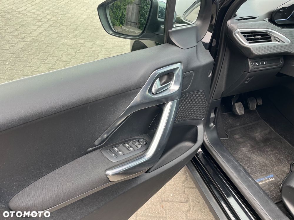 Peugeot 2008 BlueHDi FAP 120 STOP & START Allure - 9