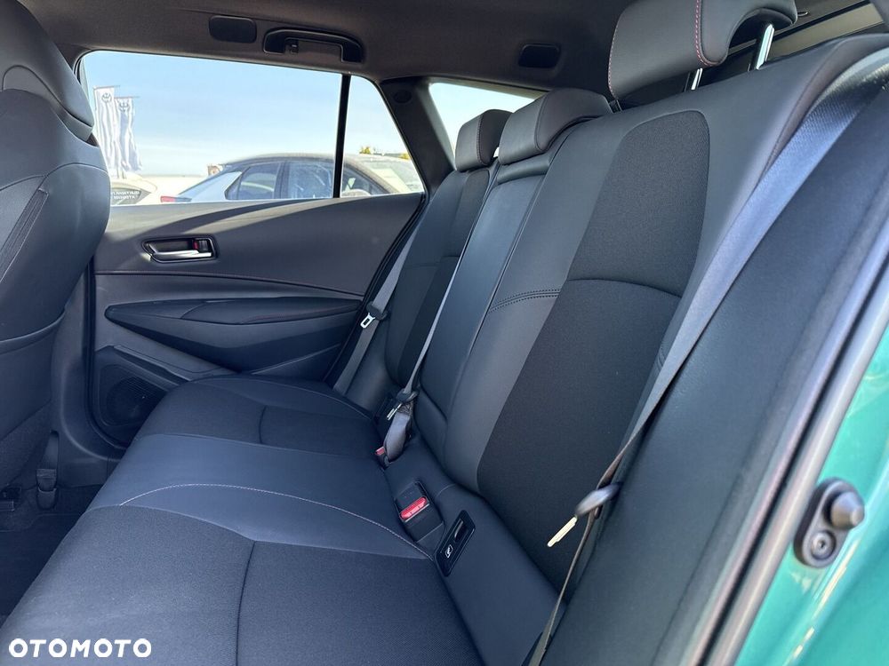 Toyota Corolla 2.0 Hybrid GR Sport - 14