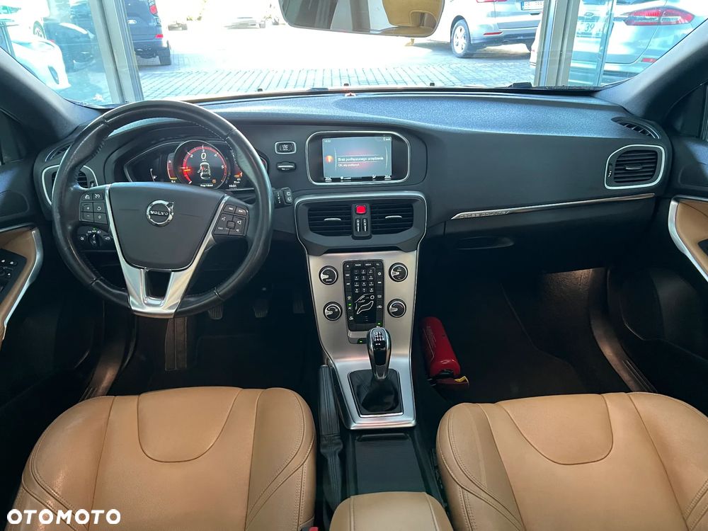 Volvo V40 Cross Country D3 Drive-E Summum - 33