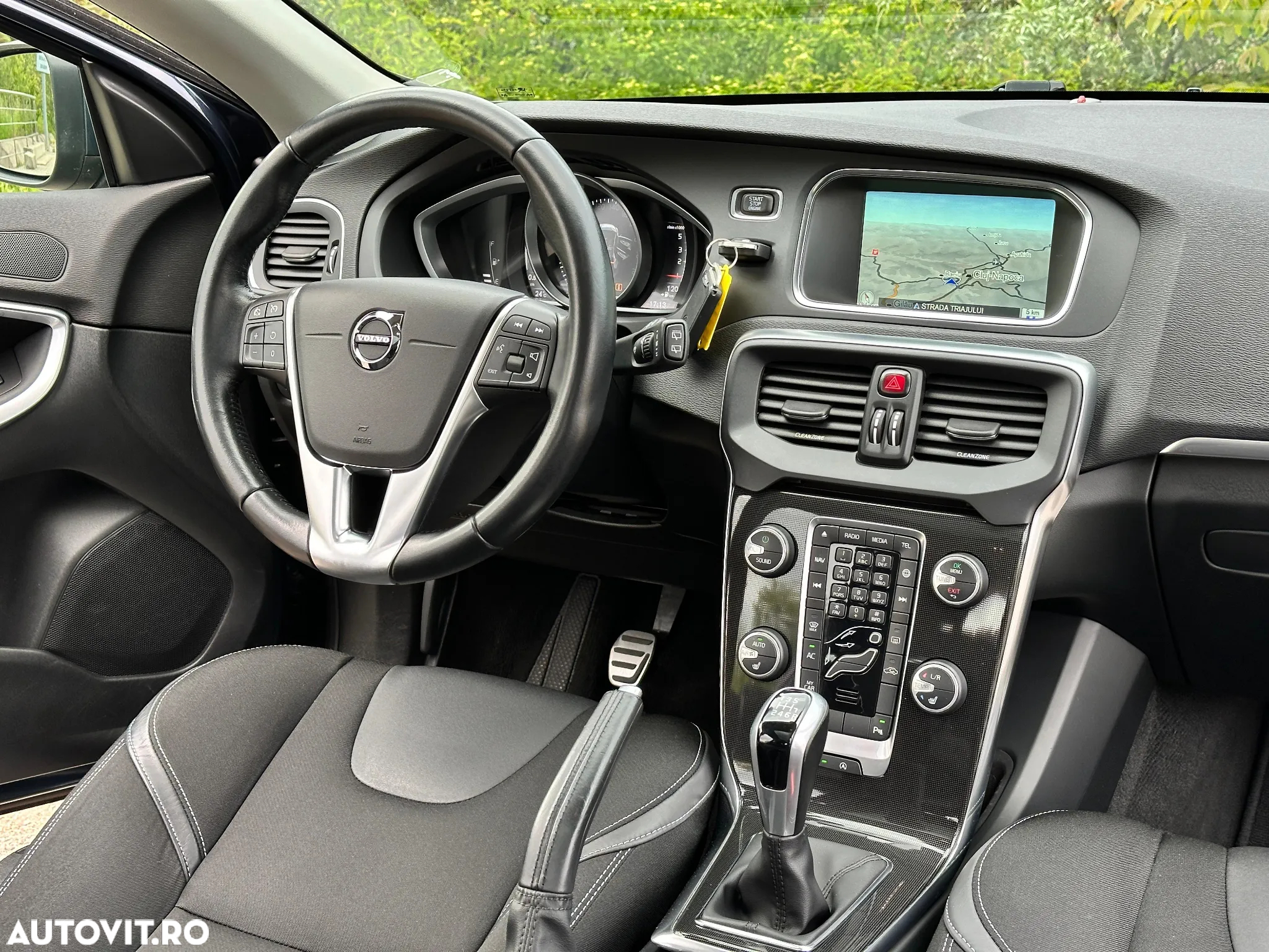 Volvo V40 D2 Summum - 20