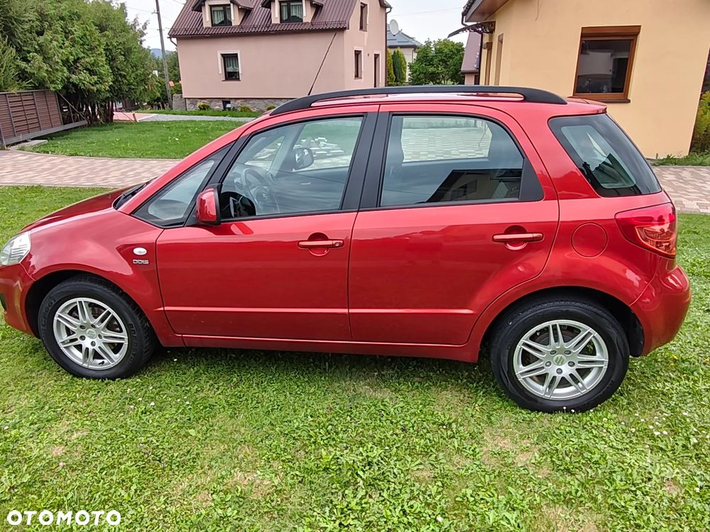 Suzuki SX4 - 10