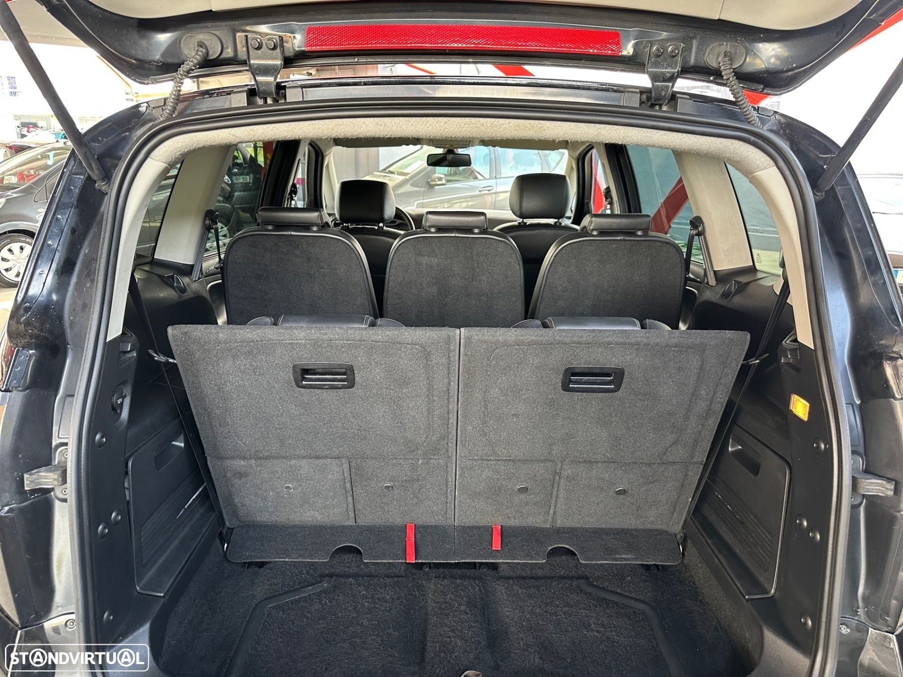 Ford S-Max 1.8 TDCi Titanium 7L - 14