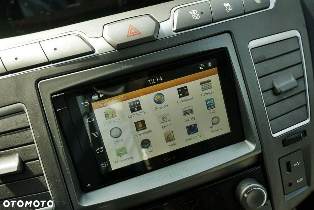 SsangYong/KGM Rodius - 32