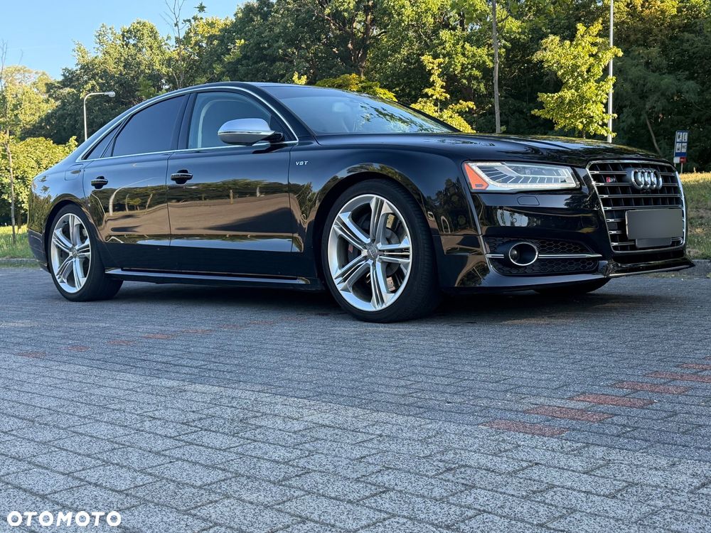 Audi S8 Plus - 9