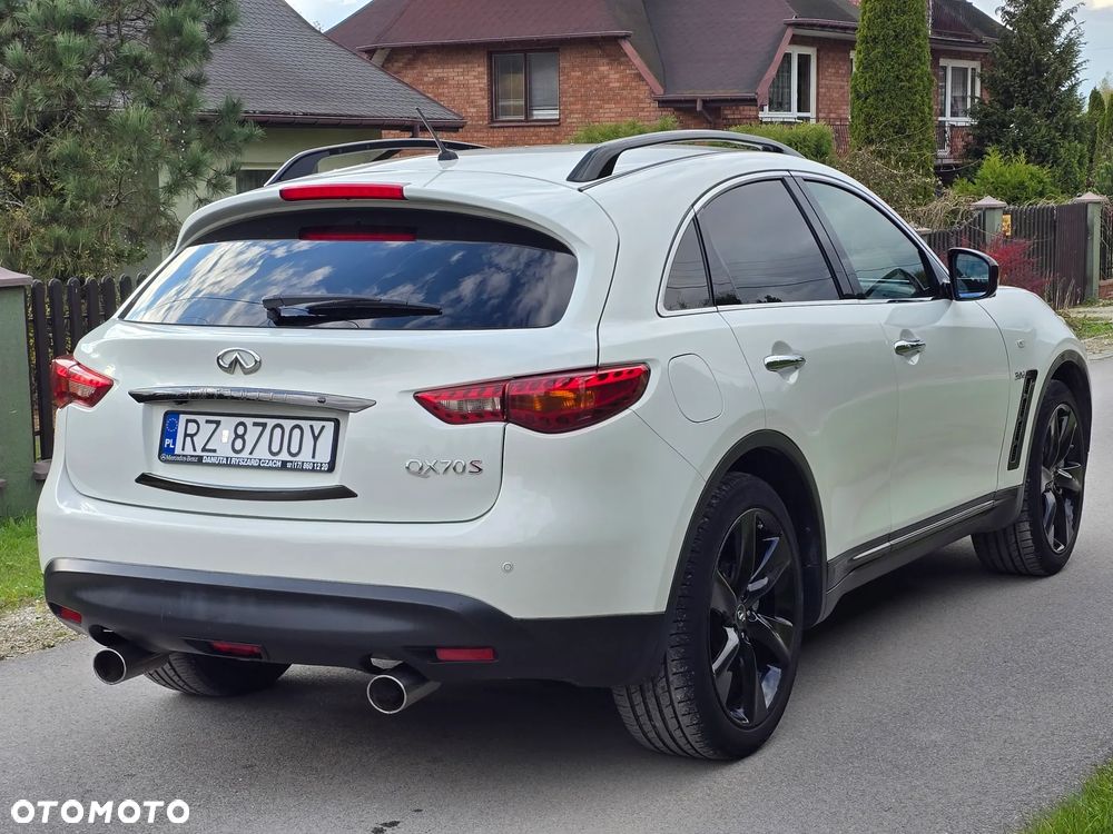 Infiniti QX70 3.0d S Premium - 5