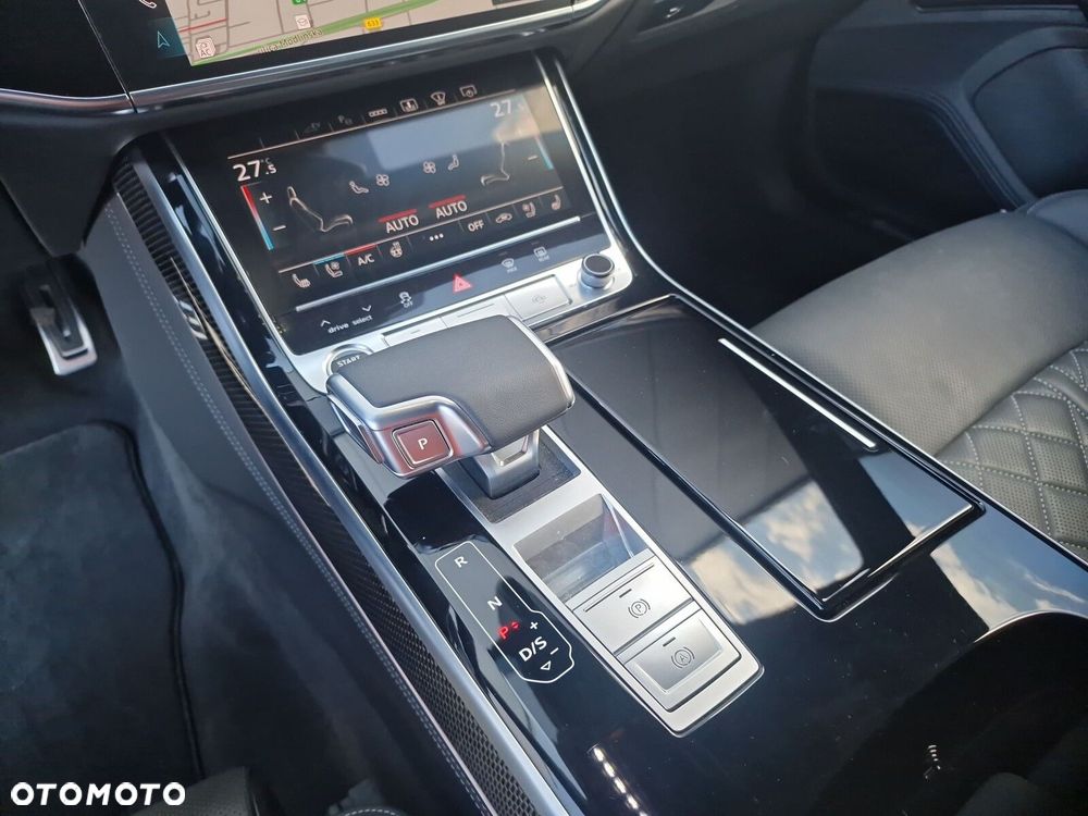 Audi A8 - 17