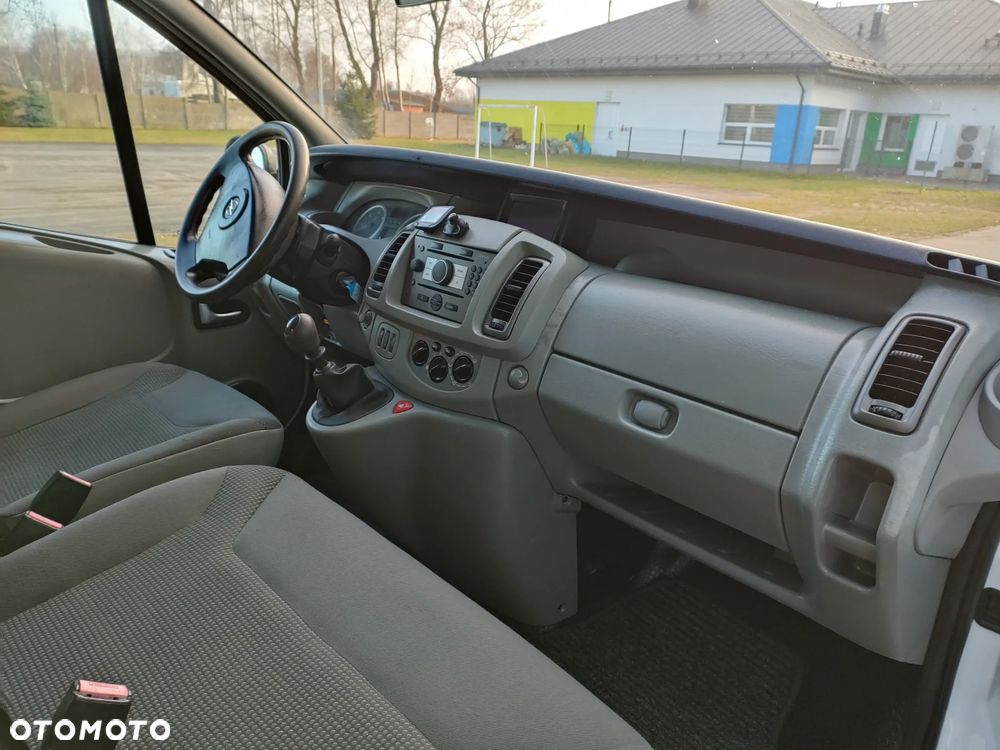 Opel Vivaro - 15
