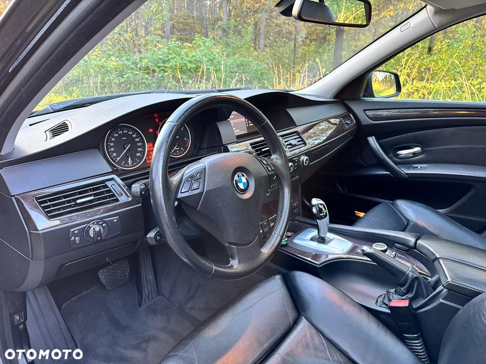 BMW Seria 5 - 33