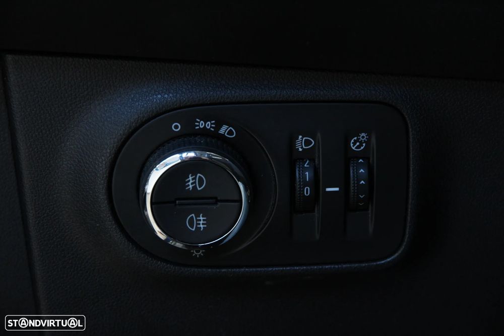 Opel Corsa 1.2 Enjoy - 10