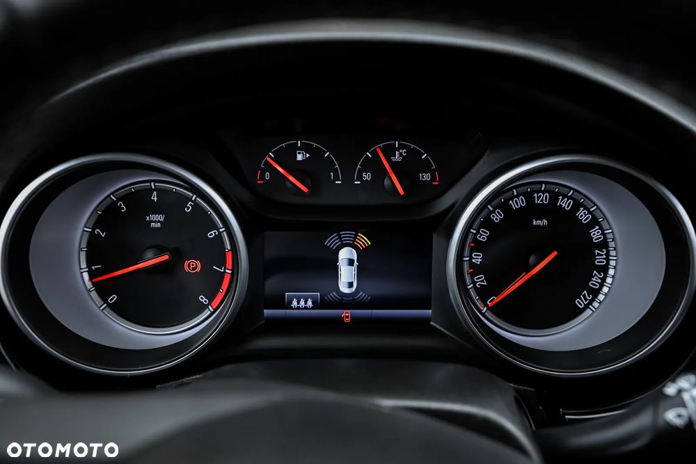 Opel Astra 1.4 Turbo Start/Stop Innovation - 32