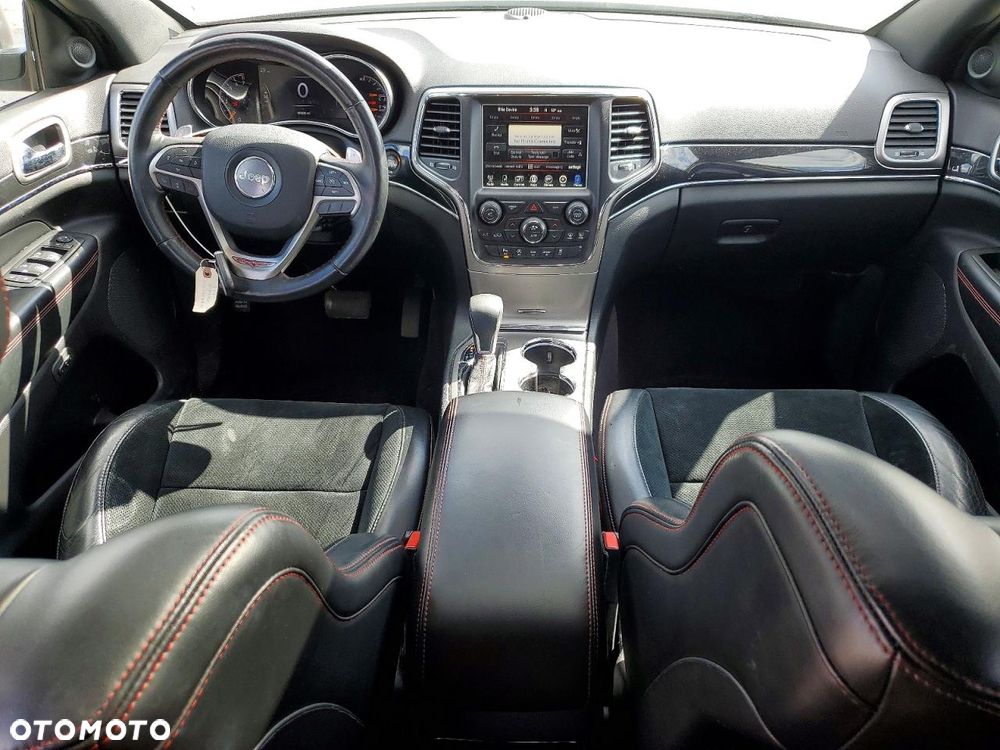 Jeep Grand Cherokee - 9