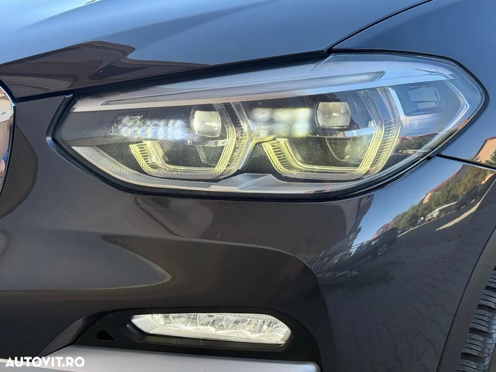 BMW X3 xDrive20d AT xLine - 27