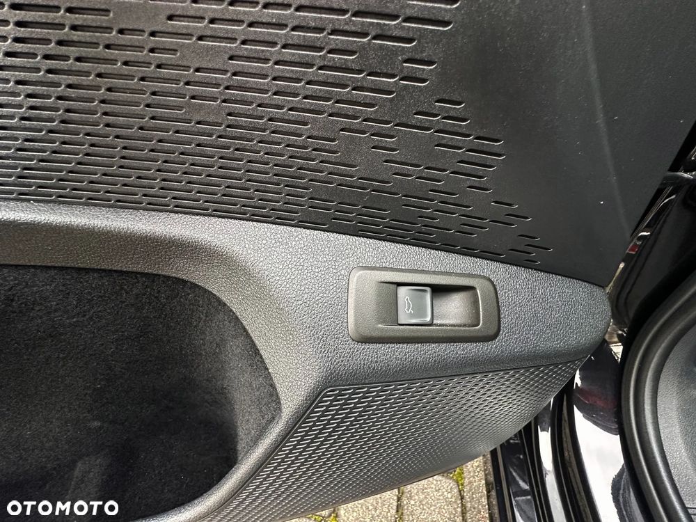 Skoda Octavia 2.0 TDI DSG 4x4 RS - 40