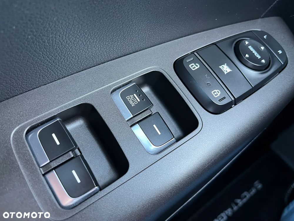 Kia Sportage 1.6 GDI 2WD Black Edition - 14