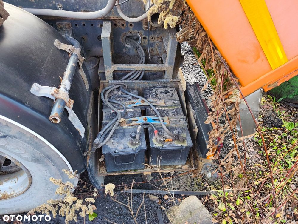 Mercedes-Benz 1824 L - 34