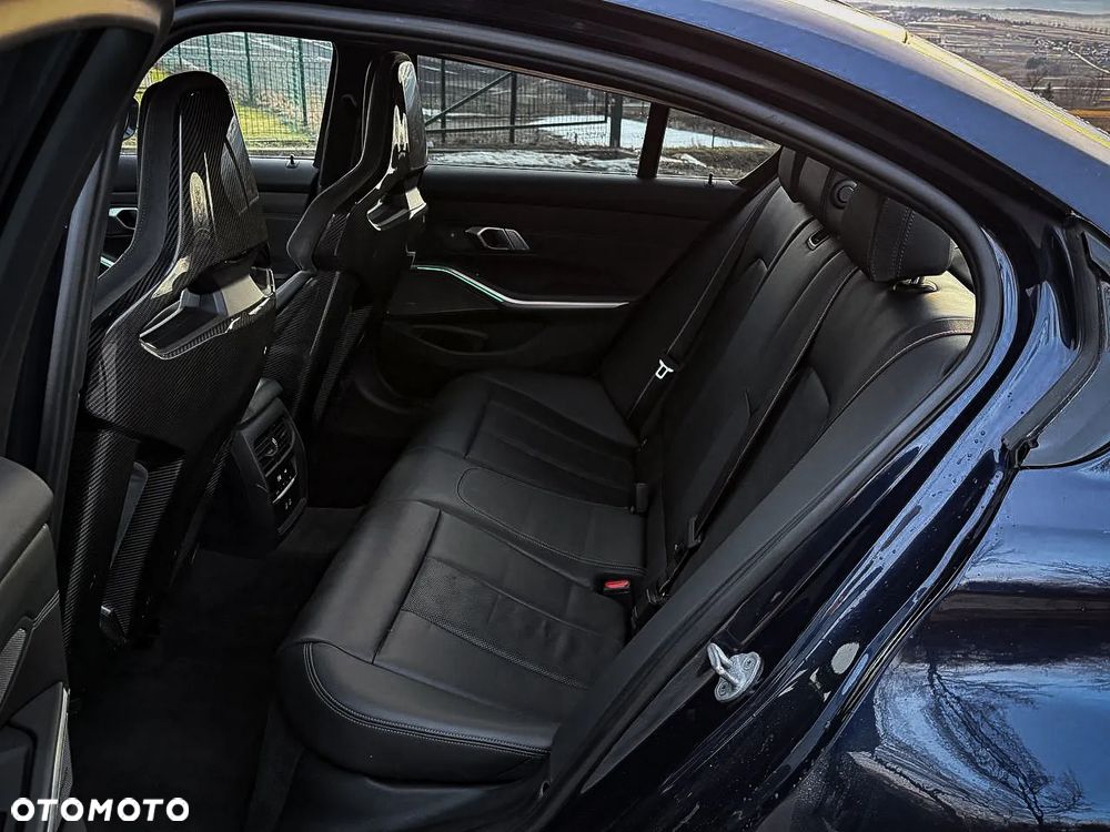 BMW M3 Competition M xDrive - 23