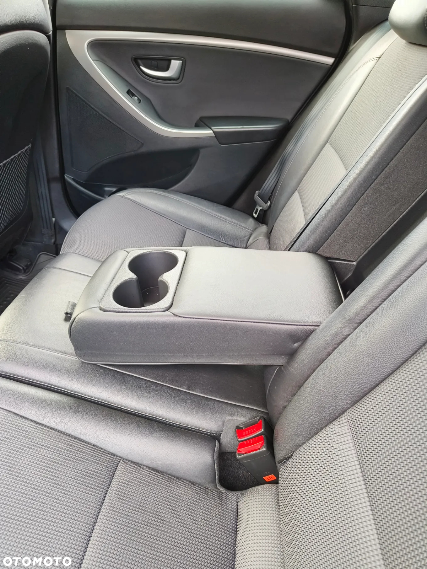 Hyundai i30 1.6 CRDi Comfort - 23