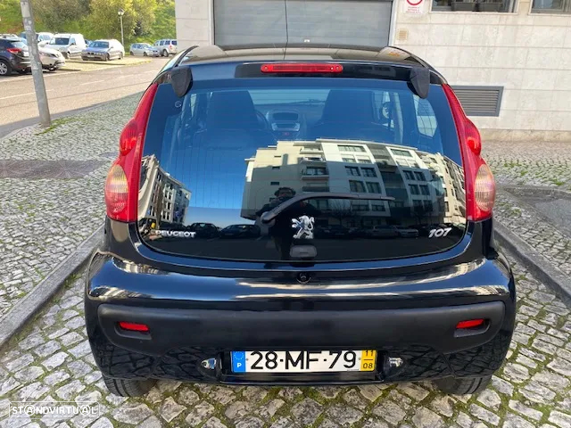Peugeot 107 1.0 Black&Silver - 10