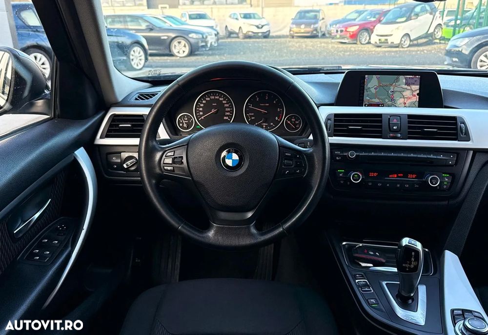 BMW Seria 3 318d Aut. - 7