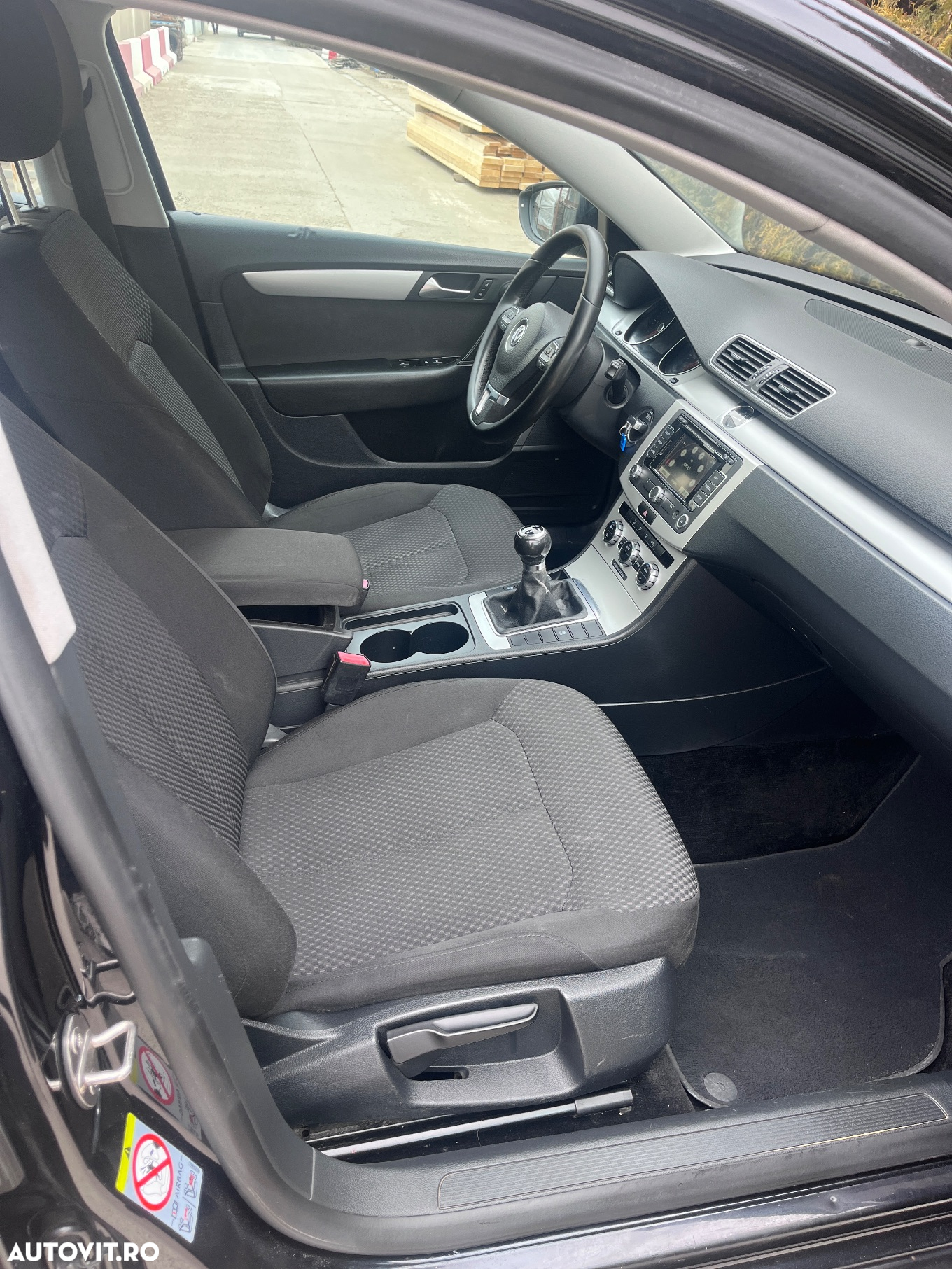 Volkswagen Passat Variant 1.6 TDI BlueMotion - 9