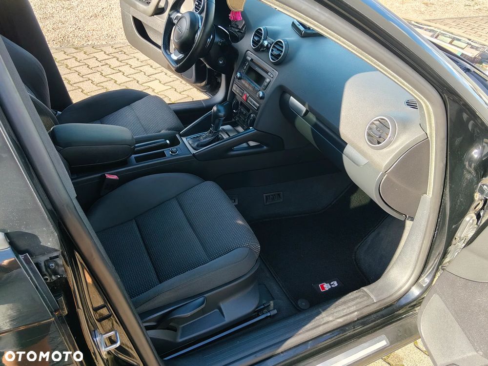 Audi A3 Sportback - 15