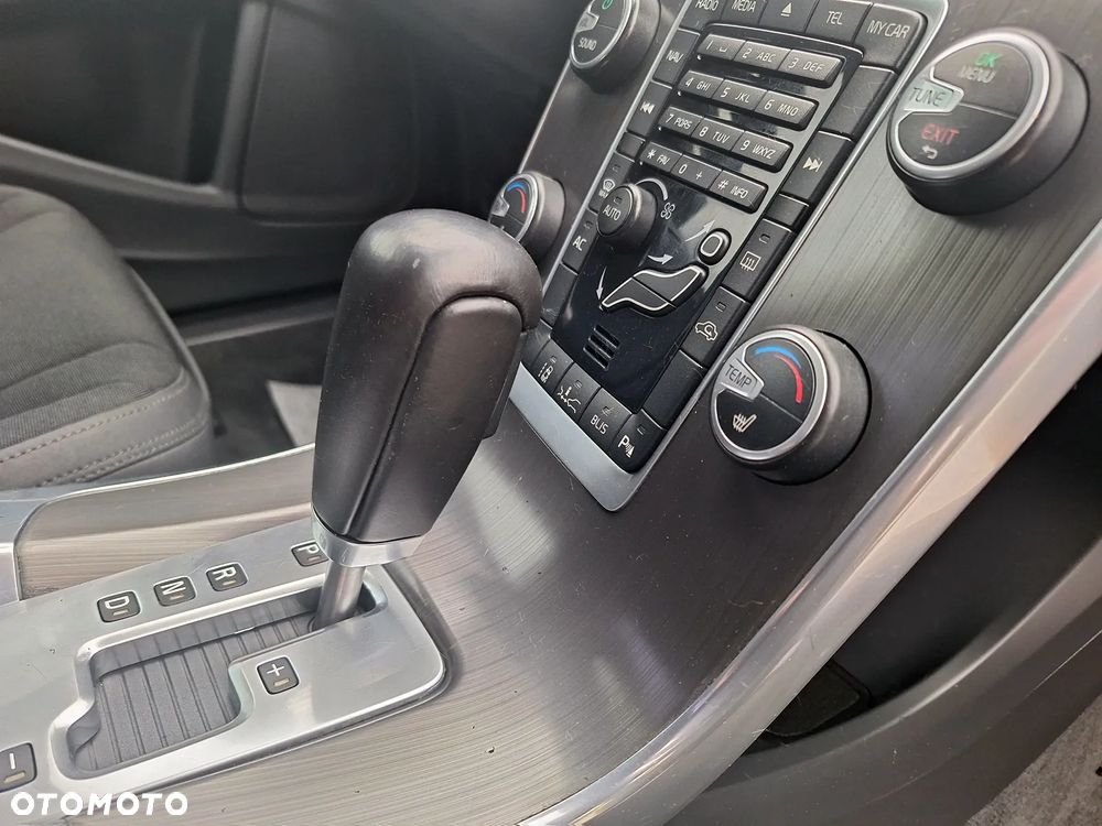 Volvo S60 D3 Geartronic - 17