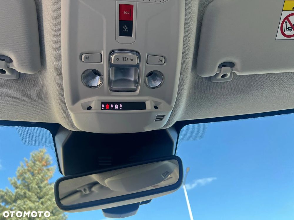Citroën C4X 1.2 mHEV Max eDCT6 - 22