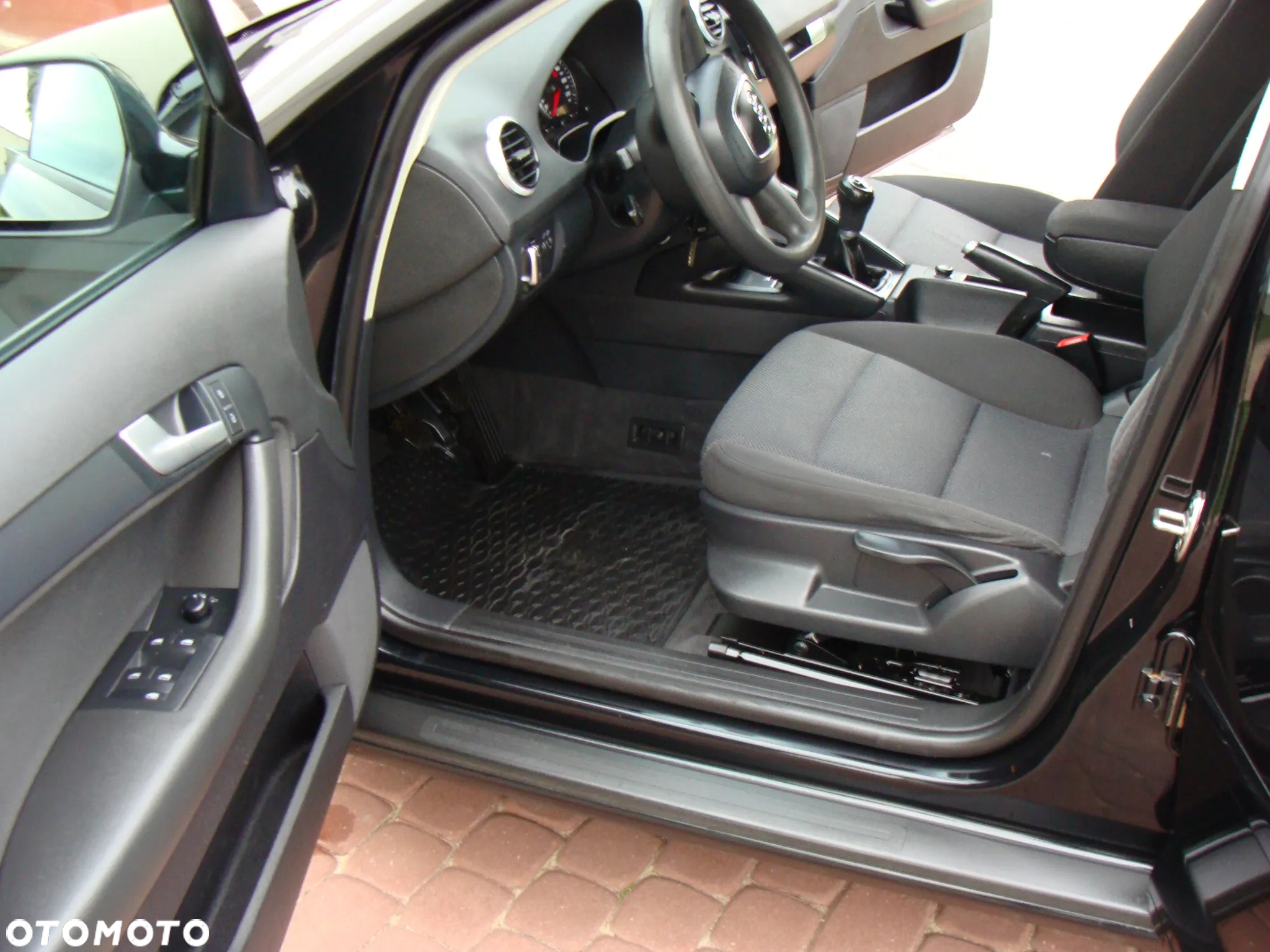 Audi A3 2.0 TDI DPF Ambiente - 19