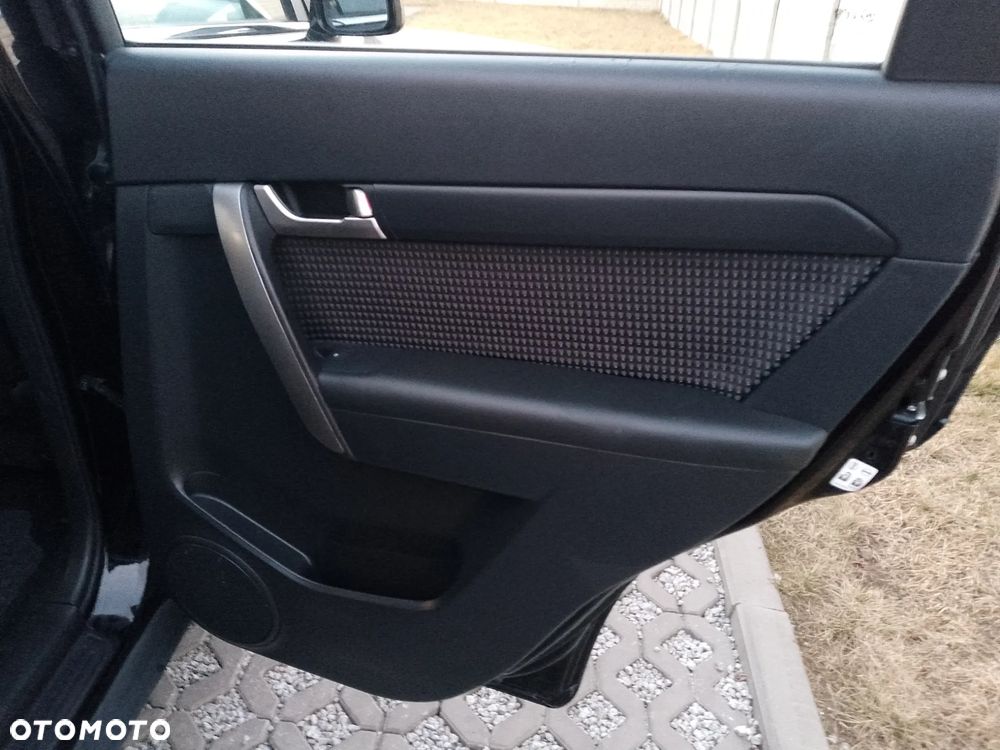 Chevrolet Captiva 2.4 2WD 5 Sitzer LS - 18