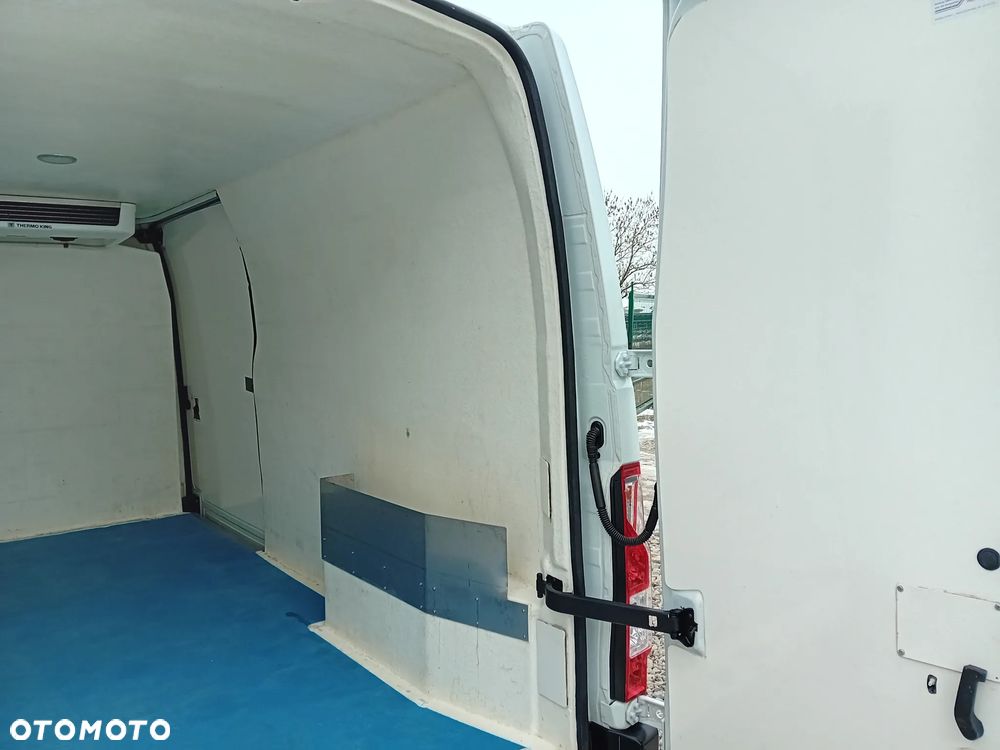Renault Master Chłodnia - 11