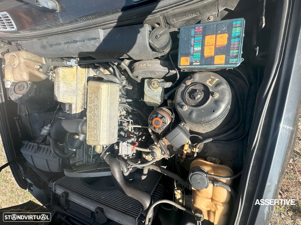 BMW 324 td Touring - 13