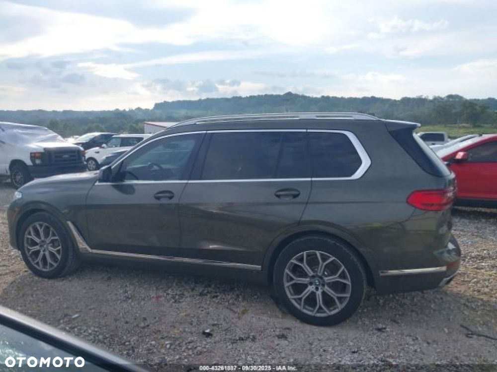 BMW X7 - 6