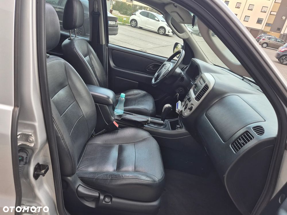 Ford Maverick 3.0 V6 Limited - 5