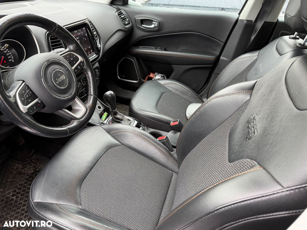 Jeep Compass 2.0 M-Jet 4x4 AT Limited - 16