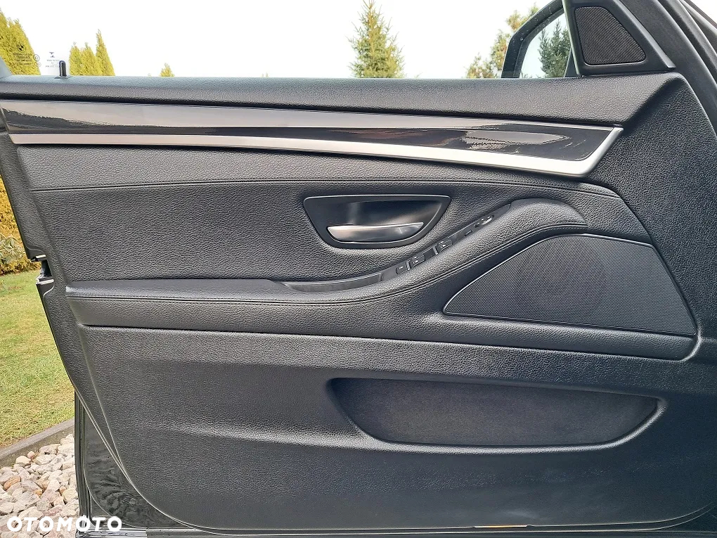 BMW Seria 5 525d Touring Sport-Aut Modern Line - 27