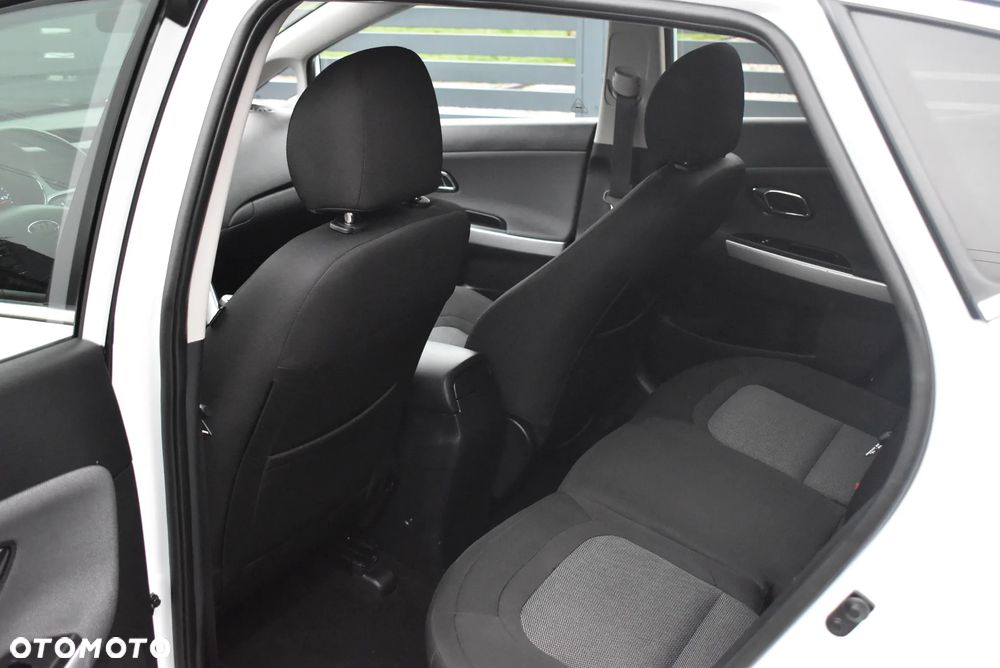 Kia Ceed 1.4 CVVT Dream-Team Edition - 21