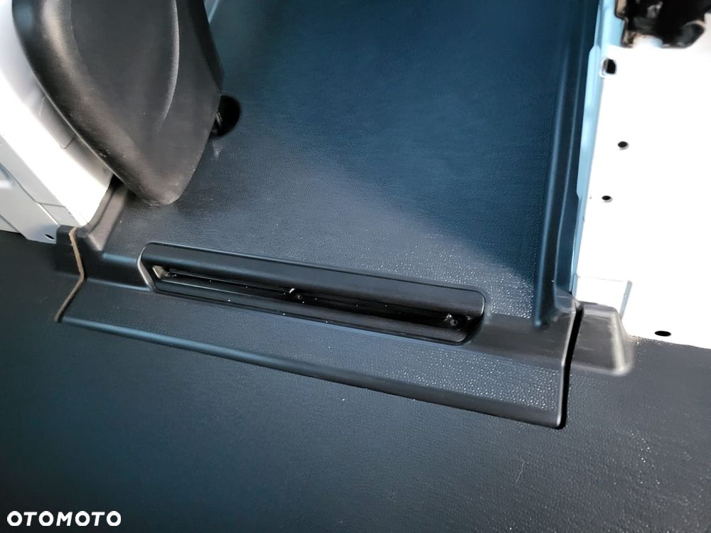 Mercedes-Benz SPRINTER 317 CDI-DOKA-6-OSÓB -KLIMA-HAK 3500 KG - 17