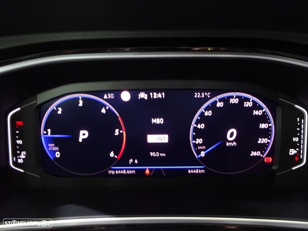 VW T-Roc 2.0 TDI R-Line DSG - 13