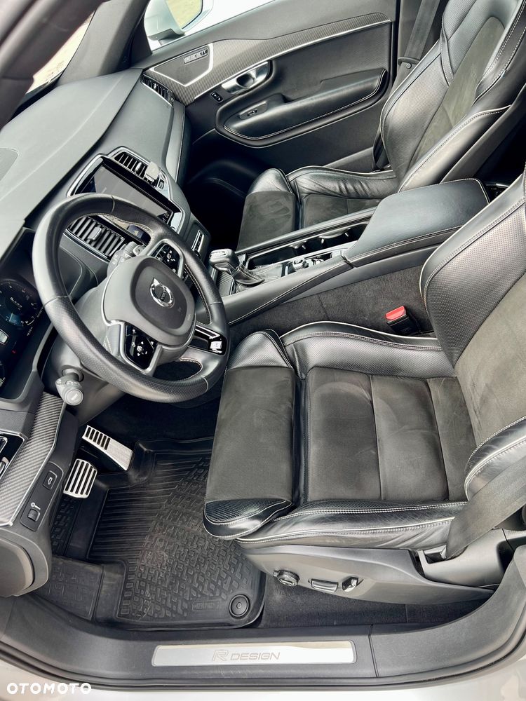 Volvo XC 90 D5 AWD Geartronic RDesign - 8