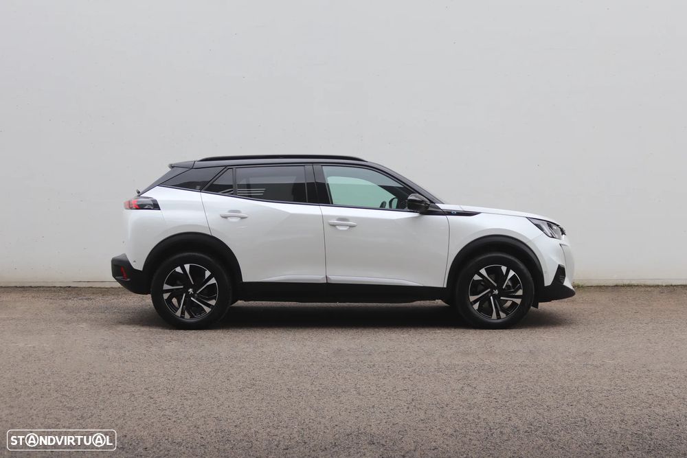 Peugeot e-2008 50 kWh GT - 32