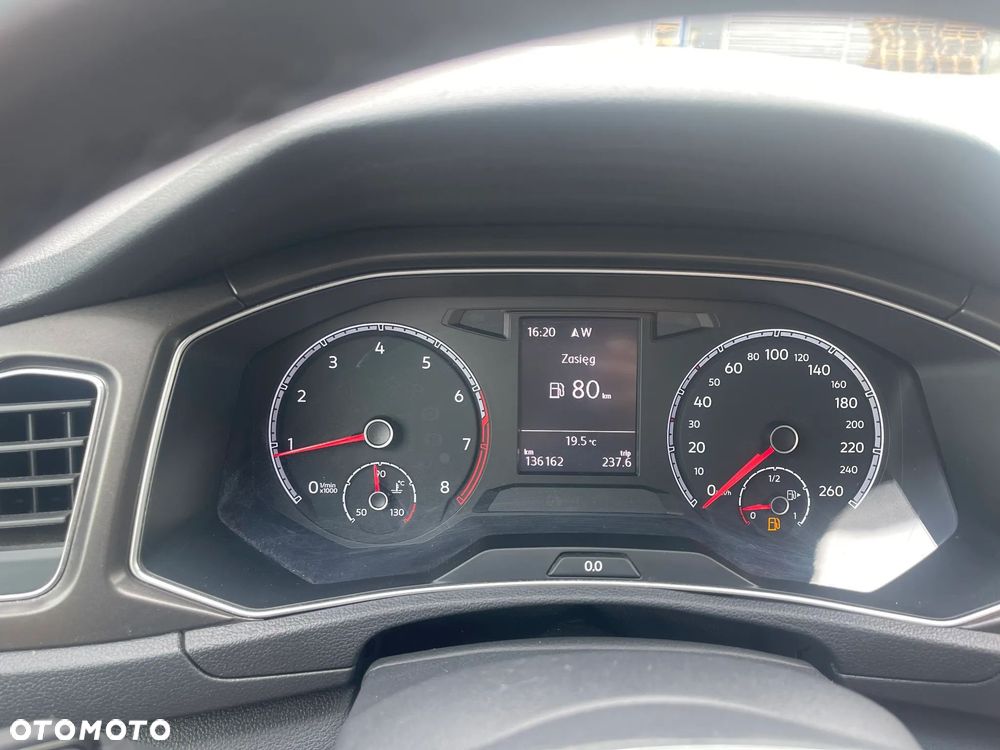 Volkswagen T-Roc 1.0 TSI Style - 10