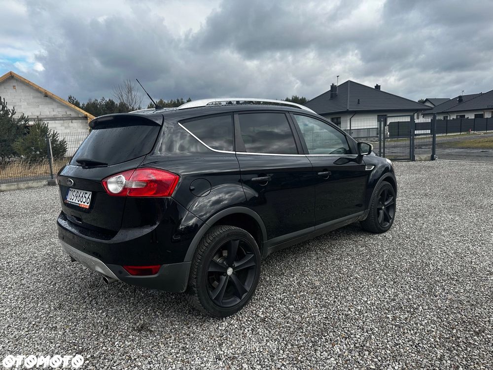 Ford Kuga 2.0 TDCi 2x4 Titanium - 17