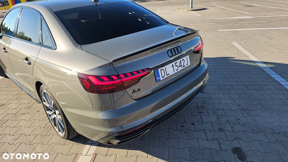 Audi A4 Limousine 45 TFSI quattro S tronic S line - 11