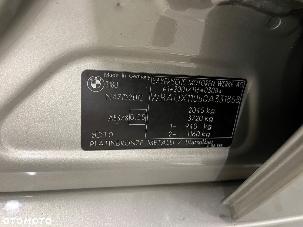 BMW Seria 3 318d DPF Edition Sport - 29
