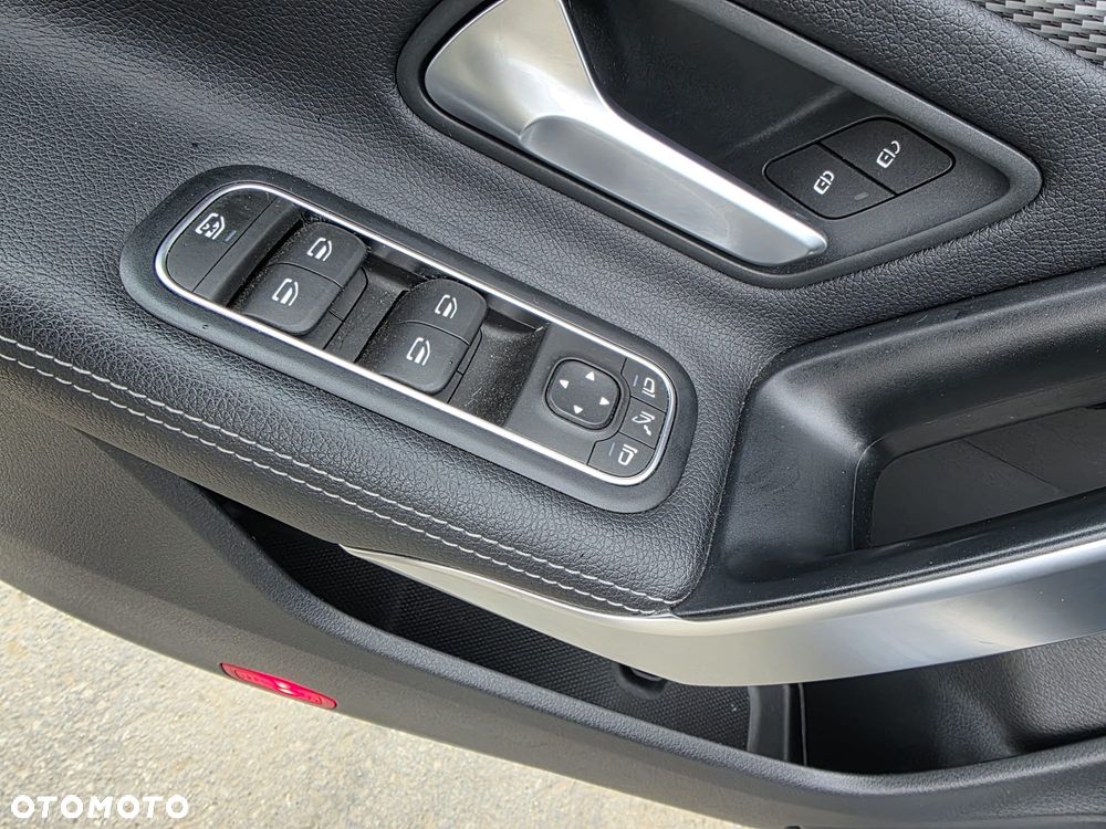 Mercedes-Benz CLA 180 Edition 2022 - 15