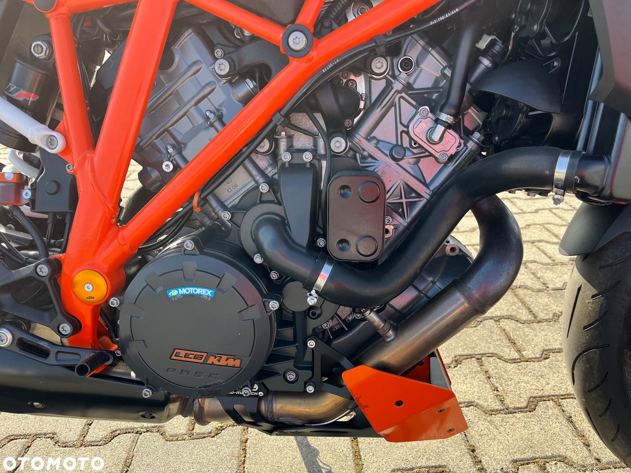 KTM Super Duke - 21