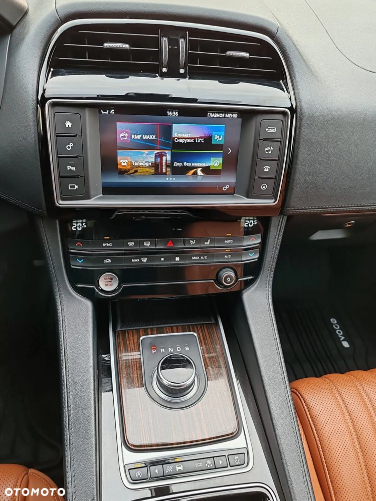 Jaguar F-Pace 2.0 i4D AWD Portfolio - 9